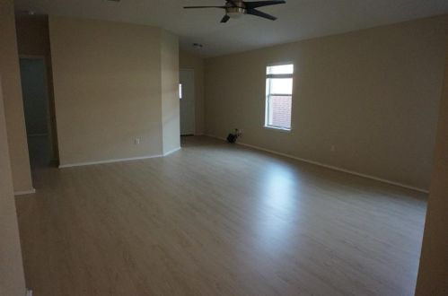 5617 Adair Dr, Austin TX  78754-5610 exterior