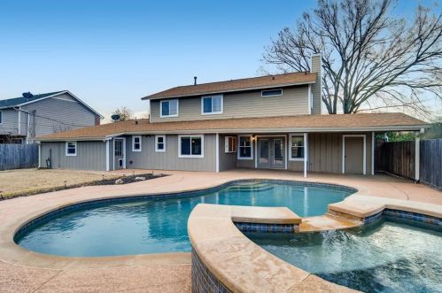 13217 Briar Holw Dr, Austin TX 78729-3655 exterior