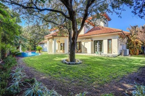 4101 Cat Mountain Dr, Austin TX  78731-3702 exterior