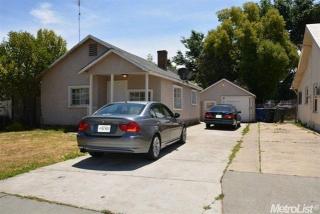 3328 22 Ave, Sacramento CA  95820-4411 exterior