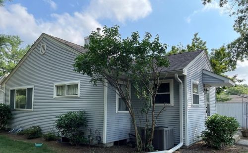 103 Stephens St, Chicopee MA 01022-1056 exterior