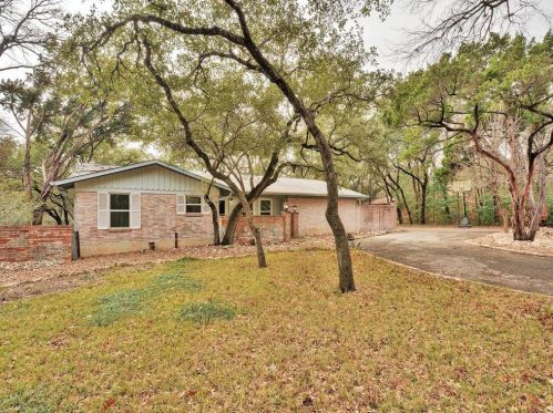 5903 Burlington Ct, Austin TX  78727-6410 exterior