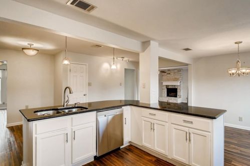 13217 Briar Holw Dr, Austin TX 78729-3655 exterior