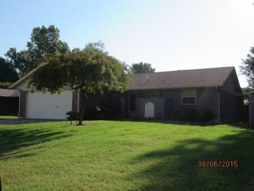 2612 Markwell Ave, Bethany, OK 73008-4839