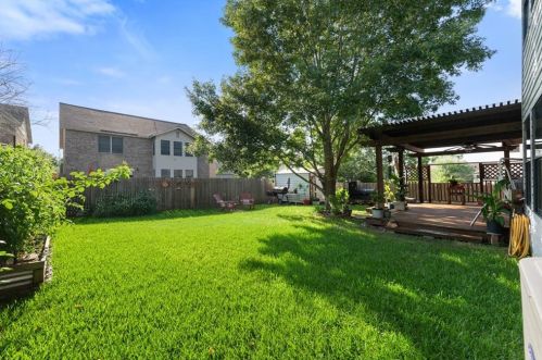 11200 Chatam Berry Ln, Austin TX 78748-3935 exterior