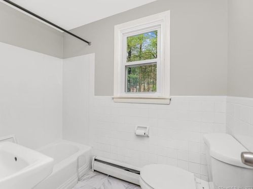 354 Hilton Dr, Wapping CT  06074-3459 exterior