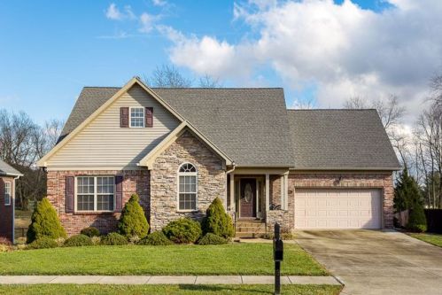 189 Blossom Cir, Shelbyville KY  40065-8092 exterior