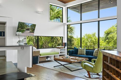 1101 Cyn Edge Dr, Austin TX 78733-2005 exterior