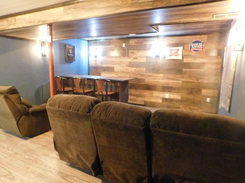 941 42nd St, Manitowoc WI  54220-4700 exterior