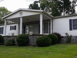 100 Eastwood Acres, Nitro, WV 25143-1400