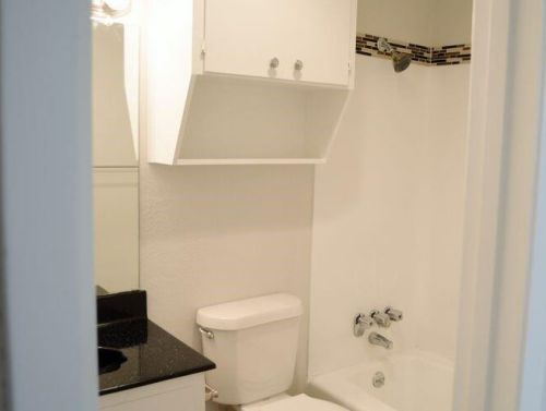 404 30th St, Austin TX  78705-3813 exterior