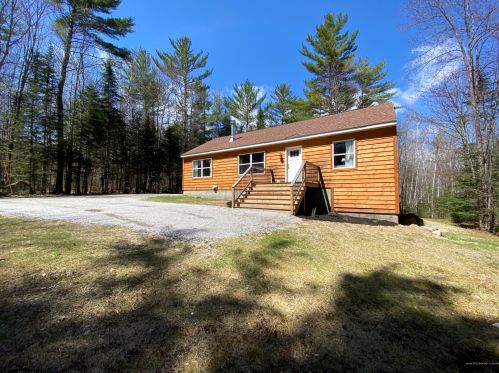 400 Paradise Rd, Bethel, ME 04217-3607