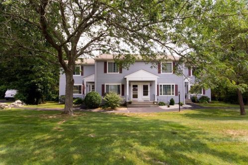 5 Eagle Run, Warwick, RI 02818-5010