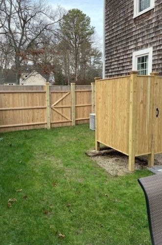 3 Starboard Dr, Mashpee MA  02649-3657 exterior