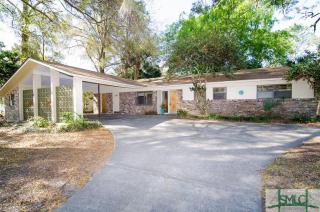 388 Hunt Dr, Savannah GA  31406-8954 exterior