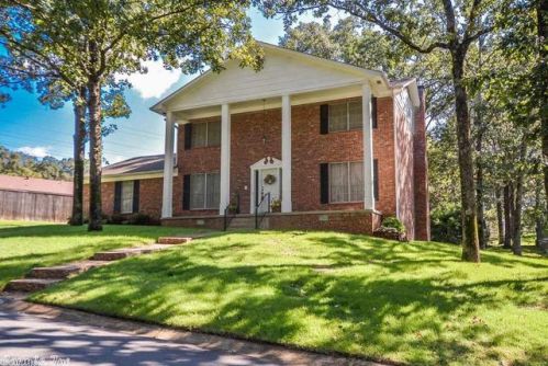 101 Alanbrook Ave, North Little Rock, AR 72120-4831