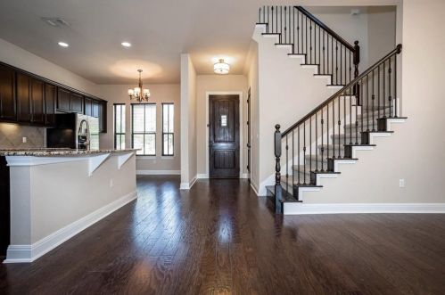 4524 Berkman Dr, Austin TX  78723-4594 exterior