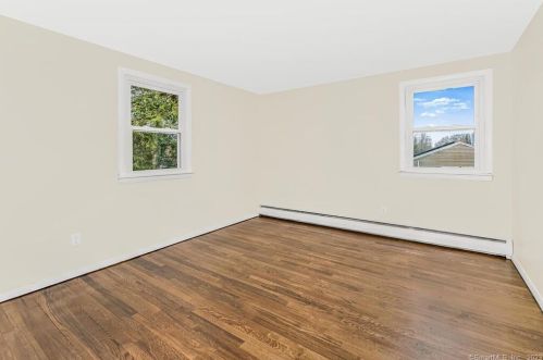 354 Hilton Dr, Wapping CT  06074-3459 exterior