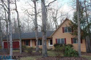 40 Marwood Dr, Bybee, VA 22963-2815