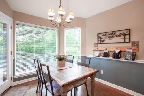 6404 Clairmont Dr, Austin TX 78749-3438 exterior