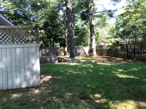 133 Quinaquisset Ave, Mashpee, MA 02649-2915