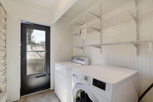 2201 De Verne St, Austin TX 78704-3929 exterior