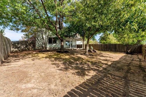 1221 Briargate Dr, Austin TX 78753-2050 exterior