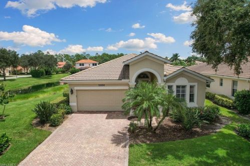 12690 Aviano Dr, Naples, FL 34105-4929