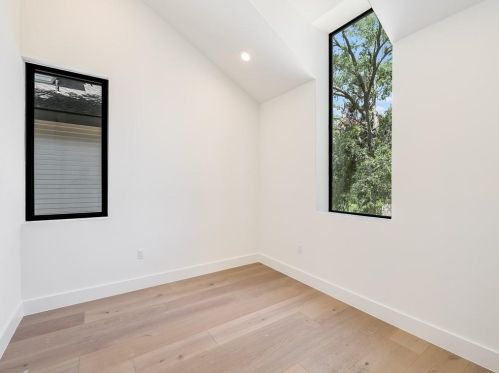 2903 14 St, Austin TX 78702-1628 exterior