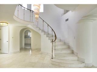 625 Dilido Dr, Miami FL  33139-1237 exterior