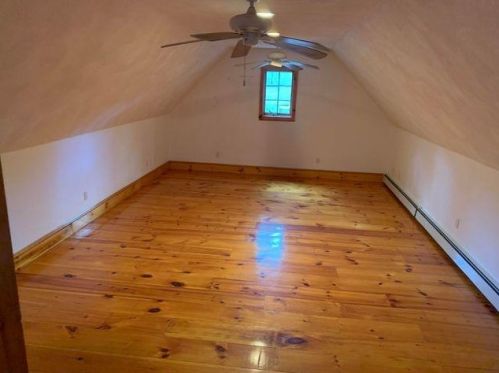 87 Highland St, Mashpee MA  02649-4349 exterior