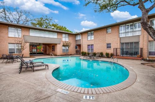 6130 Bandera Ave, Dallas TX 75225-3383 exterior