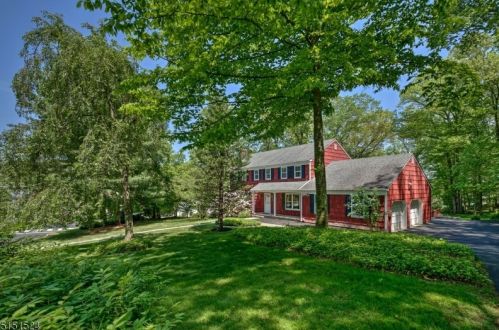 6 Timber Rock Trl, Bernardsville, NJ 07924-2221