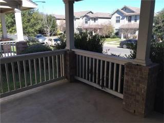 9216 Rowlands Sayle Rd, Austin TX  78744-7964 exterior