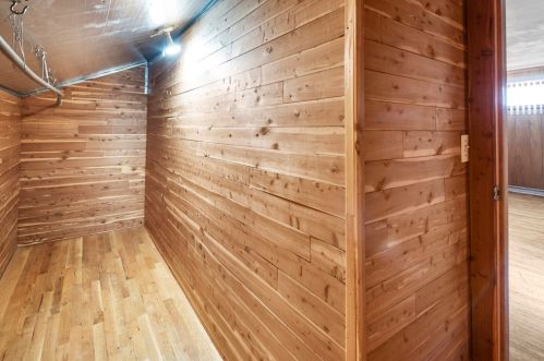 75 Sewall Ave, Winthrop MA 02152-1525 exterior