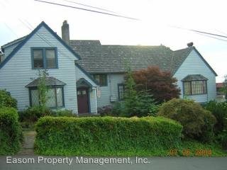 1081 16th St, Tongue Point OR  97103-3714 exterior