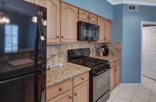 6151 Cupertino Trl, Dallas TX 75252-2390 exterior