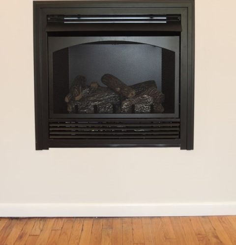 214 Wilbraham Rd, Monson MA  01057-9408 exterior