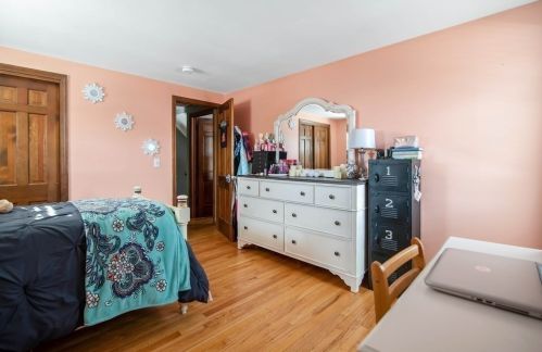 61 Moreau Dr, Chicopee MA 01020-4826 exterior