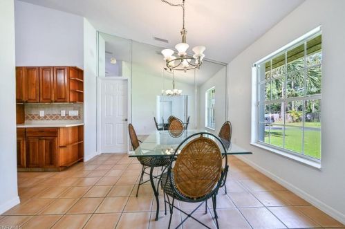 3610 1st Ave, Naples, FL 34117-3010