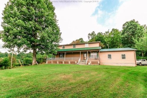 4077 Wilding Rd, Sherman, WV 26164-8112