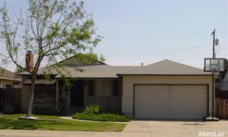 34 Corinth Ave, Lodi, CA 95242-3106