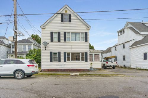 41 Cushing St, Mere Point, ME 04011-1800