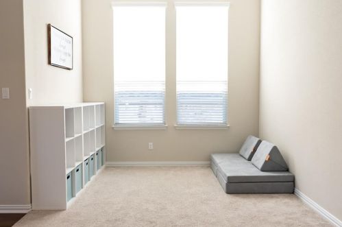 676 Catalina Ln, Austin TX 78737-4715 exterior