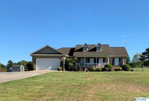 65 Coal St, Sand Rock AL  35983-4346 exterior