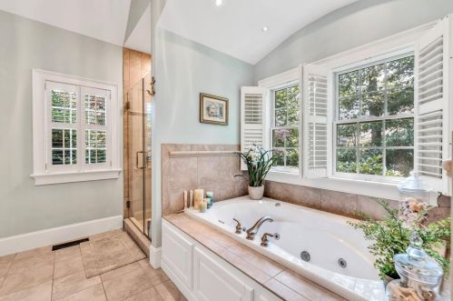 11 Teal Cir, Mashpee MA 02649-3676 exterior