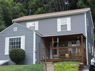 29 Orchard Rd, Staunton, VA 24401-5533