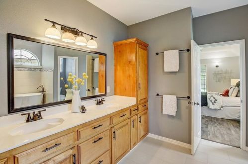 13243 Briar Holw Dr, Austin TX 78729-2855 exterior