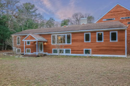 85 Blue Castle Dr, Mashpee, MA 02649-3770