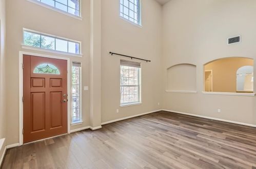 8008 Cobblestone, Austin TX  78735-7901 exterior